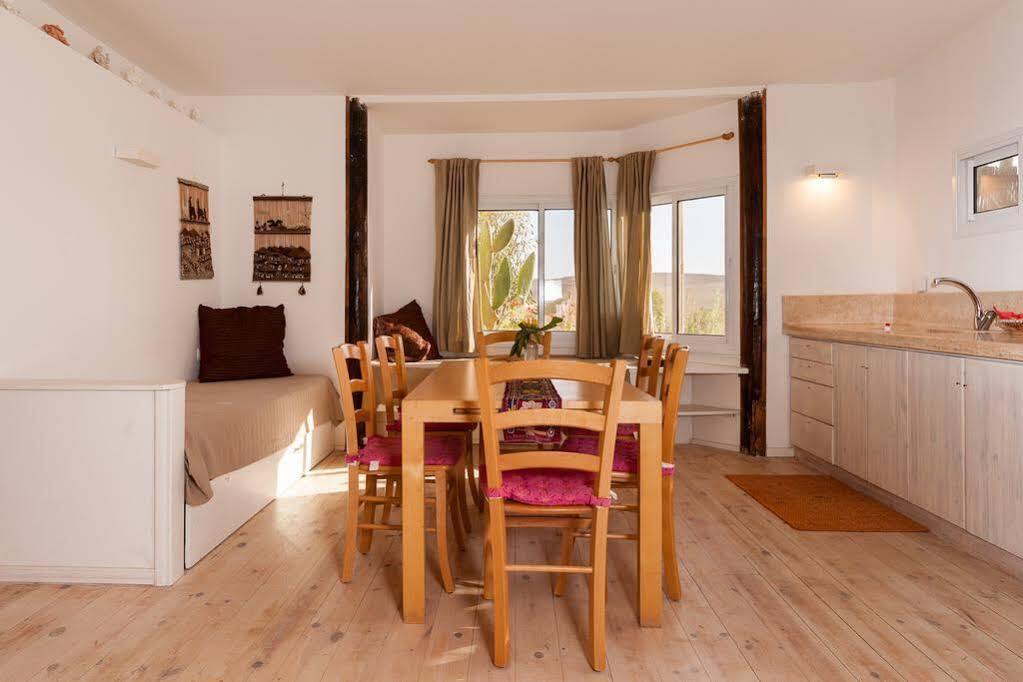 Villa Alpaca Farm - חוות האלפקות à Mitzpe Ramon Extérieur photo